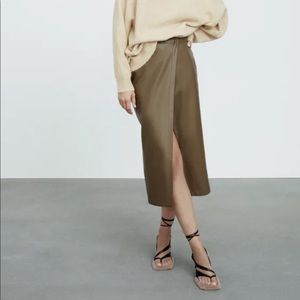 NWT Zara Faux Leather Skirt